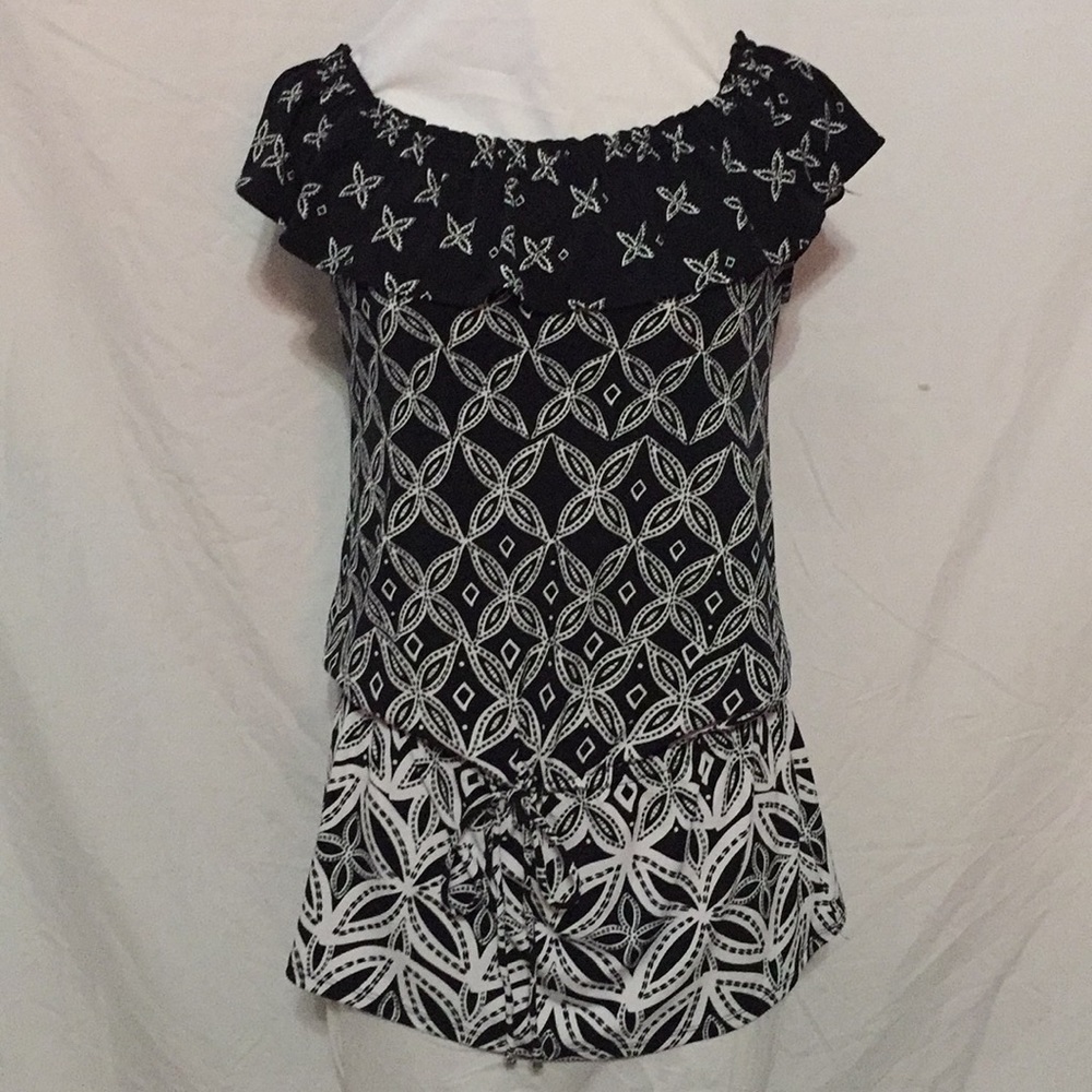 White House Black Market Tunic